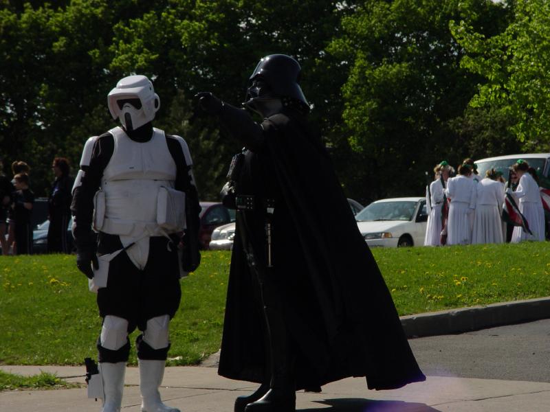 Darth Vader<br />instructing a Storm Trooper